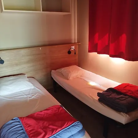 Дом отдыха Portland Evron